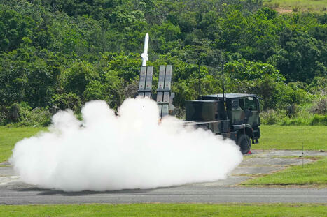 Taiwan debuts new air defense system in live-fire test | DEFENSE NEWS | Scoop.it