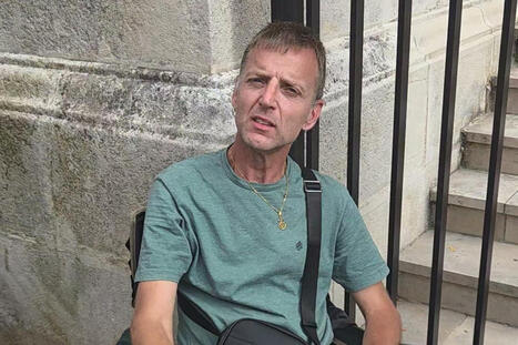 VIH&nbsp;: deux hommes s&eacute;ropositifs en gr&egrave;ve de la faim, victimes de harc&egrave;lement et de menaces de mort, seront re&ccedil;us par Aurore Berg&eacute; le 2&nbsp;septembre - Le Monde | Revue de presse | Scoop.it