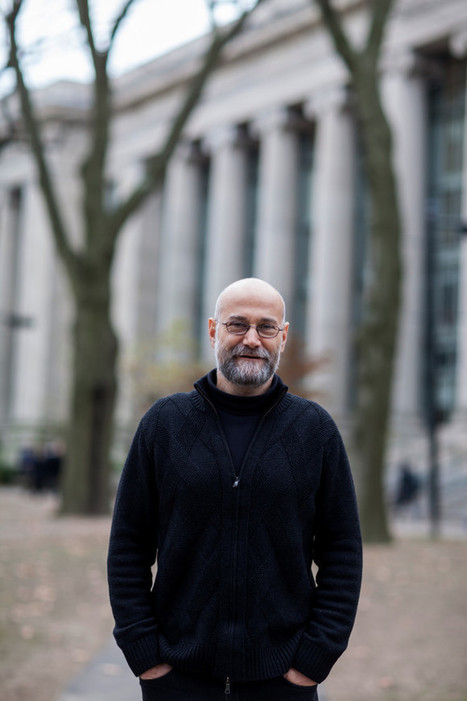 Yochai Benkler on whistleblowers, the news ecosystem and self-organizing in the commons - Harvard Law TodayHarvard Law Today | Peer2Politics | Scoop.it