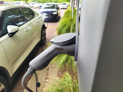 Des chercheurs r&eacute;v&egrave;lent le potentiel de charge rapide des anodes en carbone dur du sodium-ion | VERS DES MOBILITES SOBRES ET PROPRES | Scoop.it