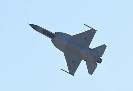 L'Azerbaïdjan commande des avions de combat JF-17 Thunder supplémentaires auprès du Pakistan | DEFENSE NEWS | Scoop.it