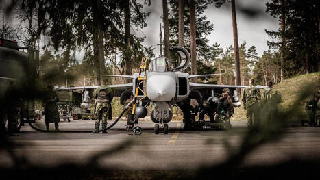 Ukraine prepares to receive its first 16 Gripen fighters from Sweden in early 2027 | DEFENSE NEWS | Scoop.it