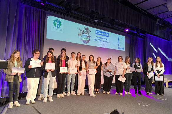 Comment les jeunes reporters traitent-ils les sujets environnementaux ?