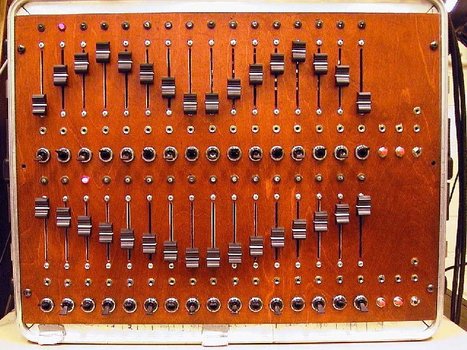 seku 16 steps analog sequencer | DIY Music & electronics | Scoop.it