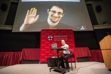 Snowden, NSA face off over privacy at Harvard - Boston Globe | Peer2Politics | Scoop.it