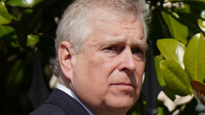 Prince Andrew told to 'brace himself' as explosive Epstein files to be made public | The UHNW Lifestyle Report | Scoop.it