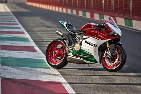 Ducati’s 1299 Panigale R Final Edition Is the Exquisite End of an Era | Ductalk: What's Up In The World Of Ducati | Scoop.it