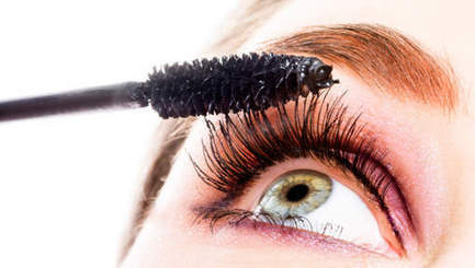 Le maquillage provoque des m&eacute;nopauses pr&eacute;coces | Mais n'importe quoi ! | Scoop.it