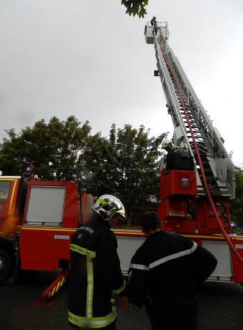 Impressionnants, les pompiers à l'entraînement | Garidech | Scoop.it