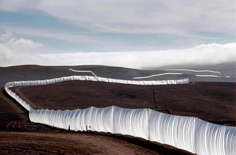 'Running Fence' by Christo and Jeanne-Claude | Art Installations, Sculpture, Contemporary Art | Scoop.it