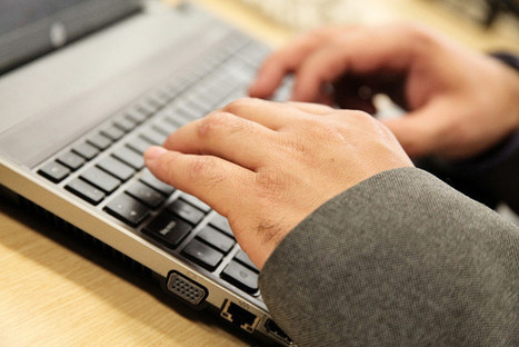 Is the internet killing middle class jobs? | Peer2Politics | Scoop.it