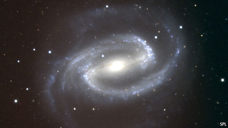 Galaxy Zoo lets amateurs do astronomy from the comfort of their own living rooms. | Good news from the Stars | Scoop.it
