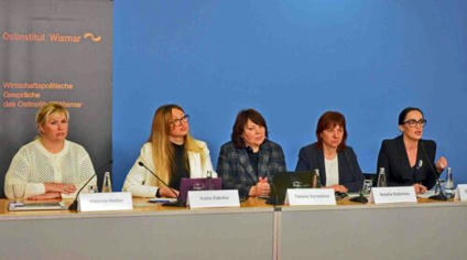 Ohne R&uuml;ckfahrkarte und Alternative: Zug der Ukraine nach Westen &ndash; Hintergrund | Kompass-Aktuell | Scoop.it