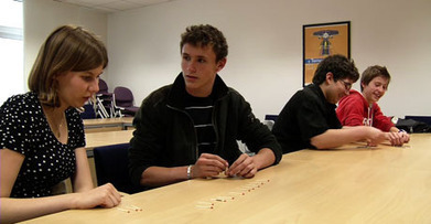 Interstices - Tout ce que produit un ordinateur est pr&eacute;visible | Algos | Scoop.it