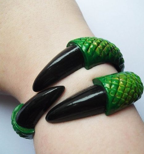 Dragon Claw Bracelet, A Game of Claws | All Geeks | Scoop.it