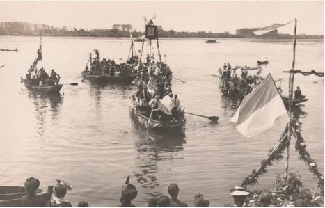 4 juin 1944 : passage de Notre-Dame de Boulogne sur la Loire, entre Ancenis et Mauves - [Archives diocésaines de Nantes] | Histoire 2 guerres | Scoop.it
