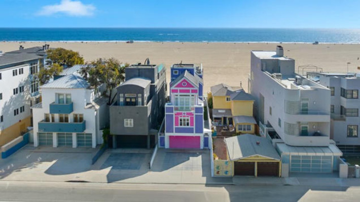 Santa Monica&rsquo;s &lsquo;Barbie House&rsquo; Hits the Rental Market for $38,500 a Month | Real Estate Report | Scoop.it