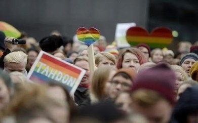 ‘Proud gay Kurd’ marries under Finland’s new same-sex marriage law | PinkieB.com | LGBTQ+ Life | Scoop.it