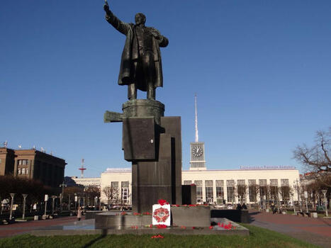 Ven&auml;j&auml;n kommunisteilla ennenn&auml;kem&auml;t&ouml;n hanke Suomen rajalla | 1Uutiset - Lukemisen t&auml;hden | Scoop.it