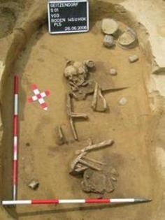 Ancient Austrian remains show woman in male trade | Cultural History | Scoop.it