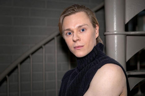 Atte Kilpinen joutui nuorten törkeän käytöksen kohteeksi kesken esityksen: ”Ei kuuluisi kenenkään kokea” | 1Uutiset - Lukemisen tähden | Scoop.it