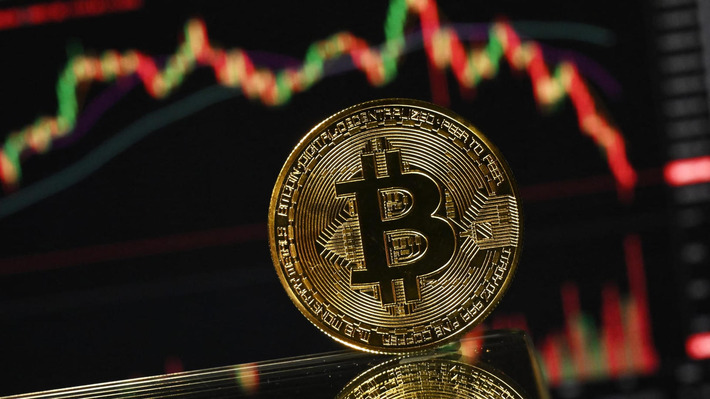Bitcoin briefly breaks below $73,000 to lowest since November 2024 as heavy selling resumes | Cryptocurrencies and NFT Report | Scoop.it