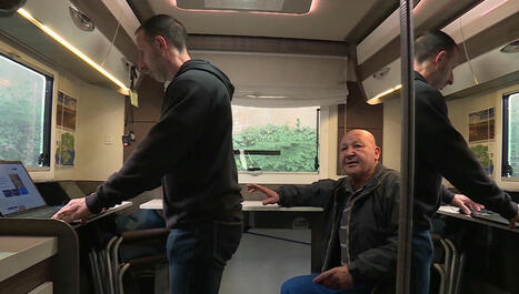 Ici | Le bus qui sauve les habitants des zones rurales : découvrez le bus France services  | France services | L'actualité | Scoop.it