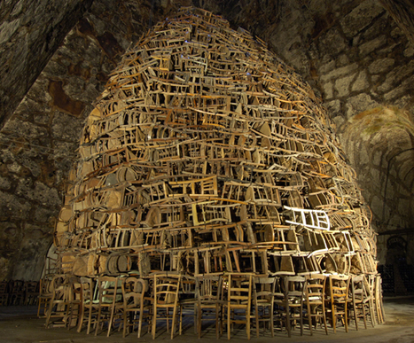 Tadashi Kawamata: "Catedral de cadeiras" | Art Installations, Sculpture, Contemporary Art | Scoop.it