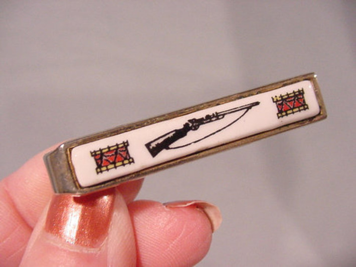 Nifty Vintage Tie Clasp with Rifle and Drums by Shields Co. | Antiques & Vintage Collectibles | Scoop.it