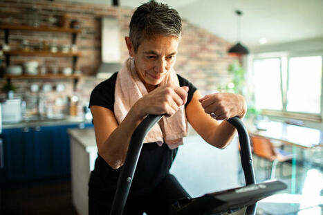 Remise en selle : le vélo d'appartement au service des #femmes atteintes de #cancer @CasiopeeaFrance #SportAgainstCancer #APA #Prévention #Témoignage #Soutien | autour du CANCER | Scoop.it