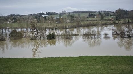 "Ces moyens de protection ont &eacute;t&eacute; mis &agrave; mal" : les crues dans le Sud-Ouest relancent le d&eacute;bat sur le transfert de l'entretien des digues aux intercommunalit&eacute;s - franceinfo | Intercommunalit&eacute; | Scoop.it