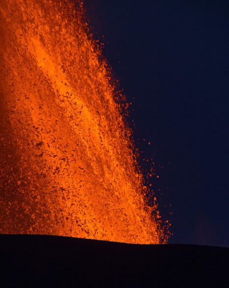The Year in Volcanic Activity - Alan Taylor - In Focus - The Atlantic | Science News | Scoop.it