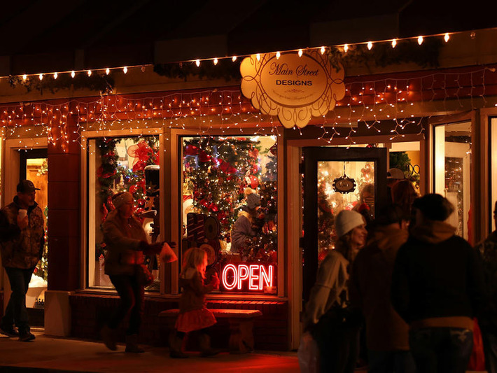 Why Family Businesses Matter More Than Ever During The Festive Season | Business Family Enterprise Report  - Moving From Success to Significance | Scoop.it