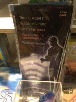 Varillas de zahorí, en la tienda de CosmoCaixa Barcelona | magonia - Blog elcorreo.com | Escepticismo y pensamiento crítico | Scoop.it