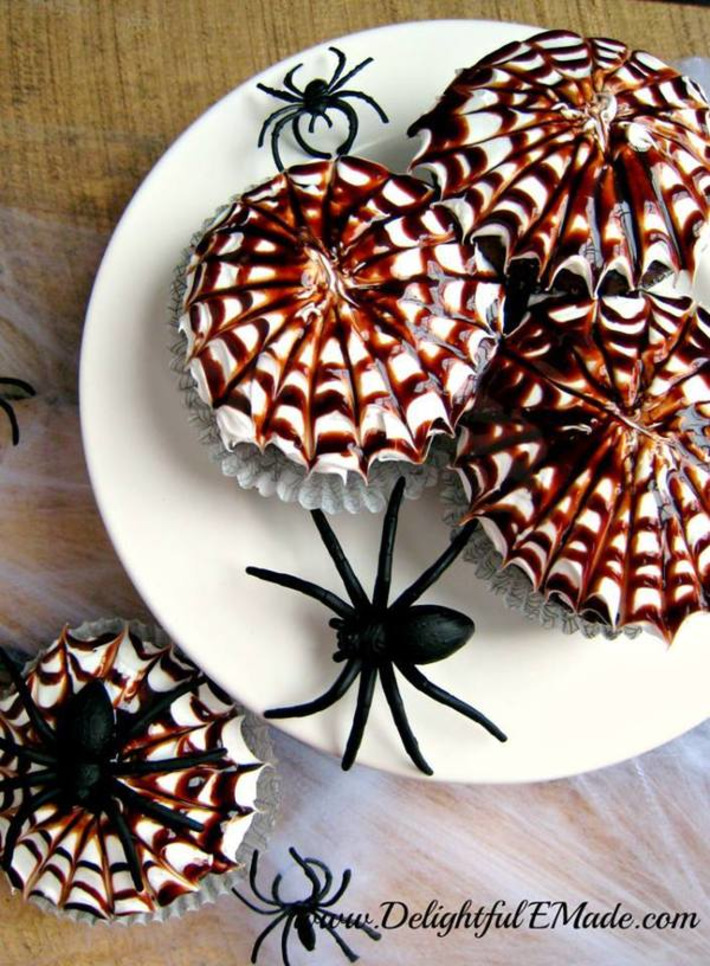 Spooky Spiderweb Cupcakes | Machinimania | Scoop.it