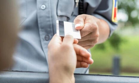 Le Kansas menace d'emprisonner les personnes trans qui ne rendent pas leur carte d'identit&eacute; | actualit&eacute;s VIH, h&eacute;patites, IST, sant&eacute; sexuelle | Scoop.it