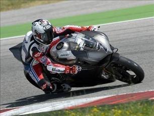 Ducati Panigale makes group test debut | Crash.Net | Ductalk: What's Up In The World Of Ducati | Scoop.it