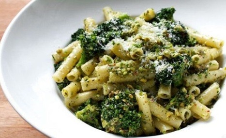 Maccheroncini con crema di bietole e noci | Alimentazione Naturale, EcoRicette Veg e Vegan | Scoop.it