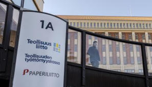 ”Tässä ei pelkkä talouskasvun odottelu riitä” – Teollisuusliitto peräänkuuluttaa aktiivista työvoimapolitiikkaa | Demokraatti.fi | 1Uutiset - Lukemisen tähden | Scoop.it