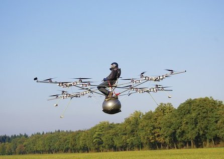 German Physicist Flies First Manned Electric Multicopter | Science News | Scoop.it