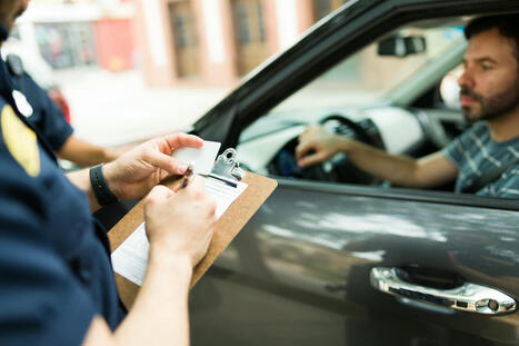 Tout le monde le fait, mais se garer sur cette place de parking est interdit : 575 euros d'amende | Urbanisme - Aménagement | Scoop.it