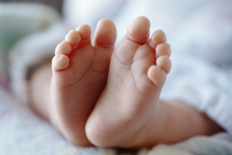 Une mère porteuse aurait vendu 15.000 euros le bébé d'un couple homosexuel | News from the world - nouvelles du monde | Scoop.it