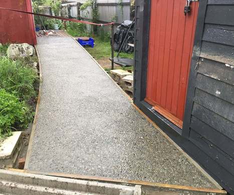 Making an Exposed Aggregate Concrete Path: 8 Steps (with Pictures) | Daily DIY | Scoop.it