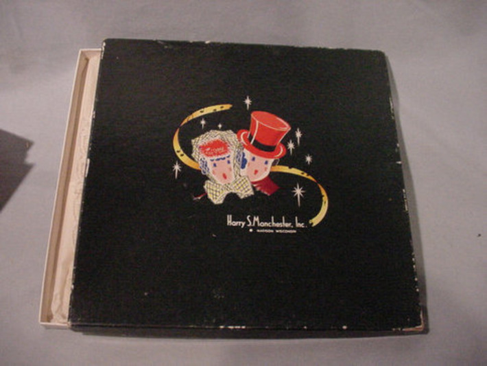Old Box From Harry Manchester Madison WI With Hanky Lace for Lady | Antiques & Vintage Collectibles | Scoop.it