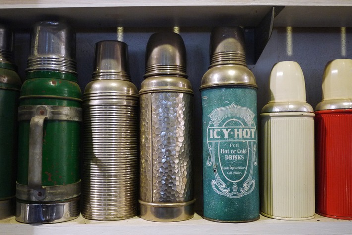 The Great American Thermos Hoard. | Antiques & Vintage Collectibles | Scoop.it