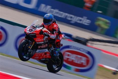 World Superbike: Aruba.it Racing Ducati Re-Signs Marco Melandri For 2018 Season | Ductalk: What's Up In The World Of Ducati | Scoop.it