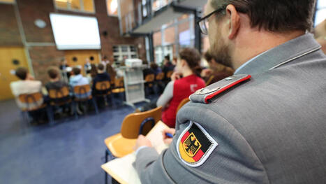 Besuche von Jugendoffizieren an Schulen: Berliner Senat vereinbart Regeln mit Bundeswehr | Kompass-Aktuell | Scoop.it
