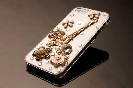 Caviar Unveils $70,000 Gold-and-Diamond iPhone | La revue de presse CDT | Scoop.it