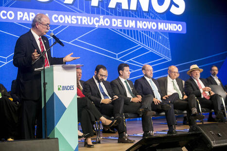 Megalink obt&eacute;m R$ 30 mi do BNDES para inclus&atilde;o digital - 27/07/2026 - Painel S.A. - Folha | Inova&ccedil;&atilde;o Educacional | Scoop.it