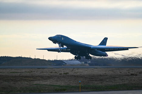 Local Officials Protest After U.S. Air Force B-1B Lancer Emergency Landing Closes Misawa Airport | DEFENSE NEWS | Scoop.it
